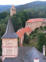 /album/fotogalerie-hrad-rozemberk-nad-vltavou-narodni-kulturni-pamatka/pohled-z-anglicke-veze-vystup-na-vez-po-bezmala-dvou-stech-schodech-jpg1/